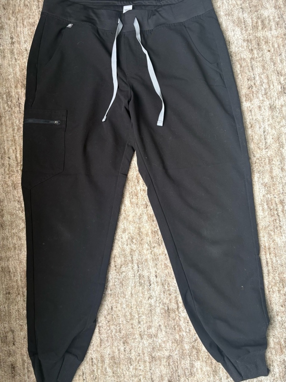 Black figs Scrub joggers